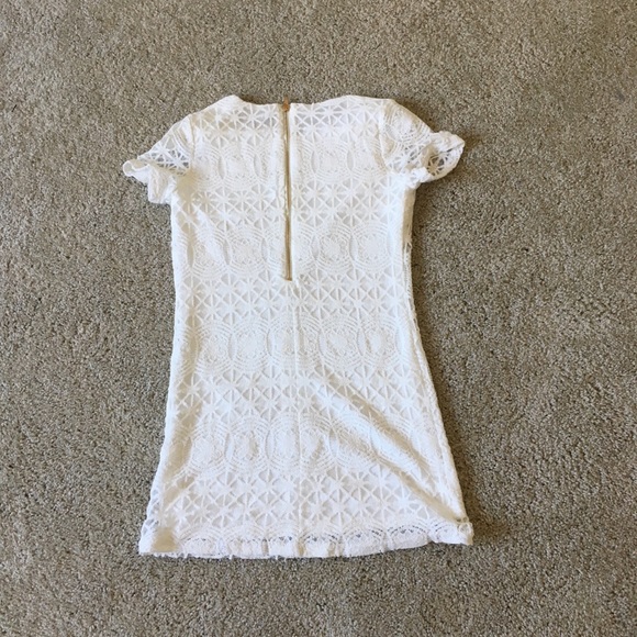 Size XS Lulus White Lace Dress NWOT - Picture 2 of 3